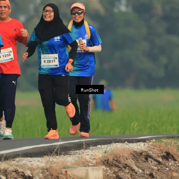 Runner Photo 5938393