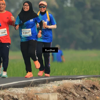 Runner Photo 5938395