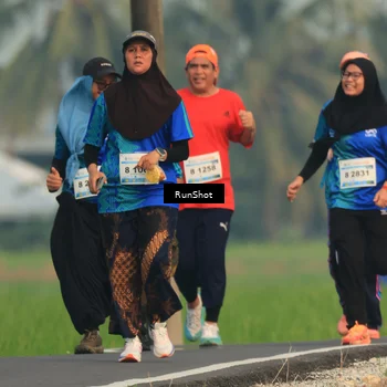 Runner Photo 5938396