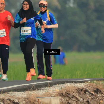 Runner Photo 5938399