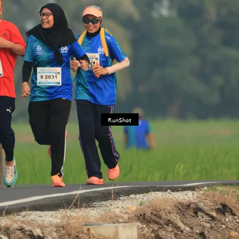 Runner Photo 5938404