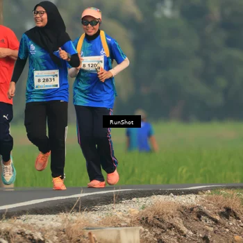 Runner Photo 5938405