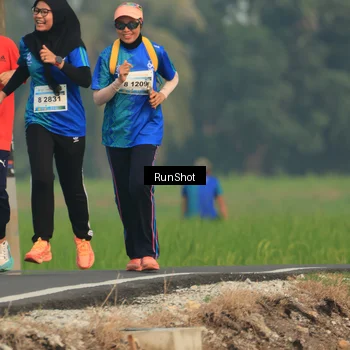 Runner Photo 5938406