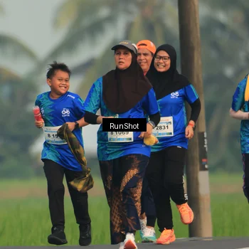 Runner Photo 5938424