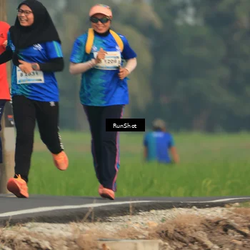 Runner Photo 5938427