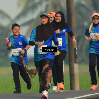 Runner Photo 5938435