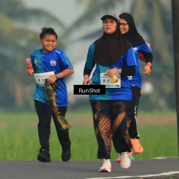 Runner Photo 5938444