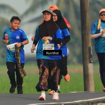 Runner Photo 5938447