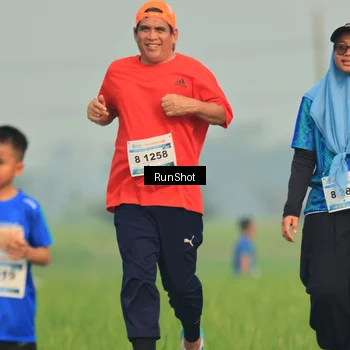 Runner Photo 5938518