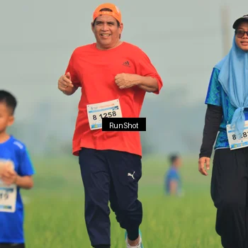 Runner Photo 5938522