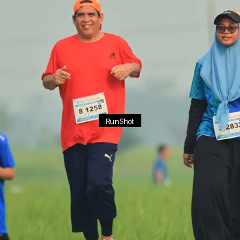 Runner Photo 5938525