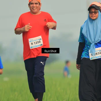 Runner Photo 5938527