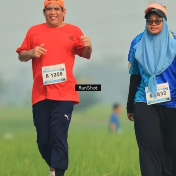 Runner Photo 5938531