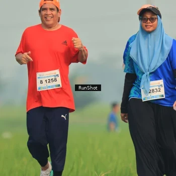 Runner Photo 5938533