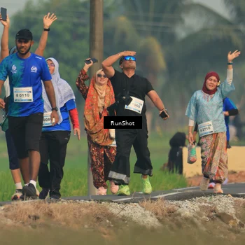 Runner Photo 5938624