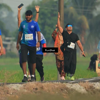 Runner Photo 5938642