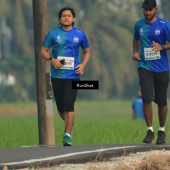 Runner Photo 5938719