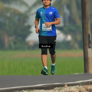 Runner Photo 5938742