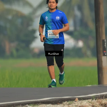 Runner Photo 5938753