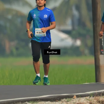 Runner Photo 5938764