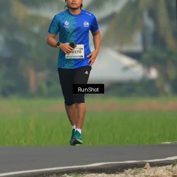 Runner Photo 5938780