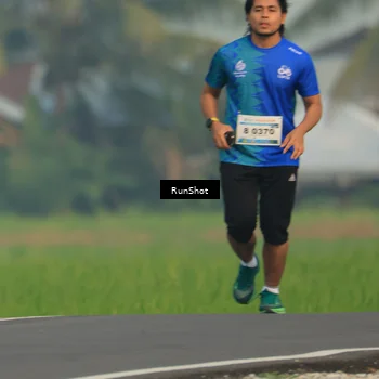 Runner Photo 5938783