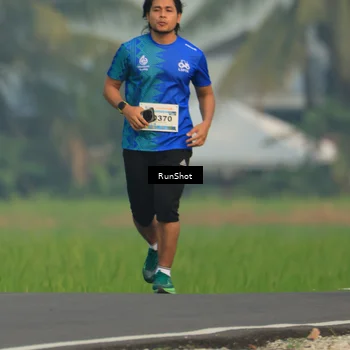 Runner Photo 5938789
