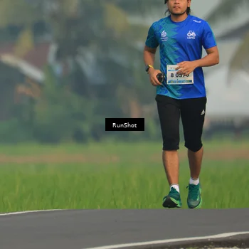 Runner Photo 5938790