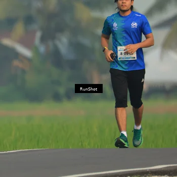 Runner Photo 5938791