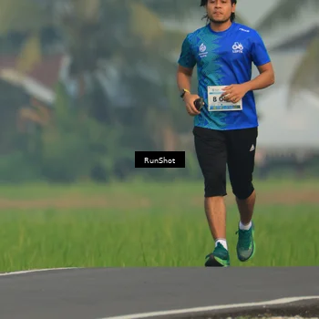 Runner Photo 5938793