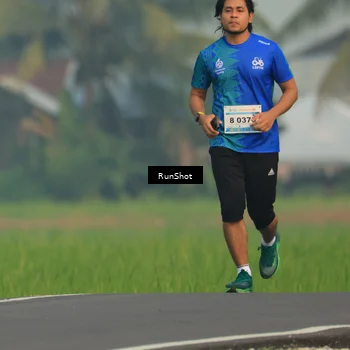 Runner Photo 5938795