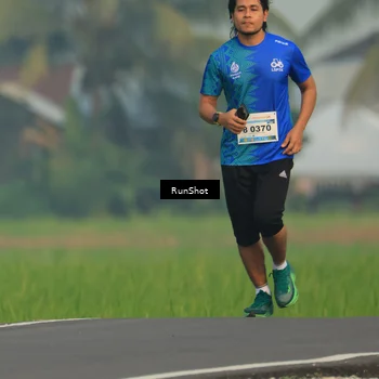 Runner Photo 5938799