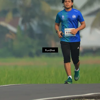 Runner Photo 5938800