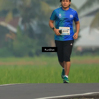 Runner Photo 5938805