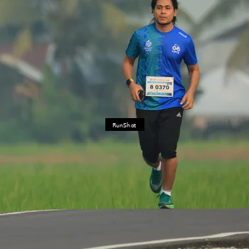 Runner Photo 5938808