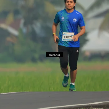 Runner Photo 5938811