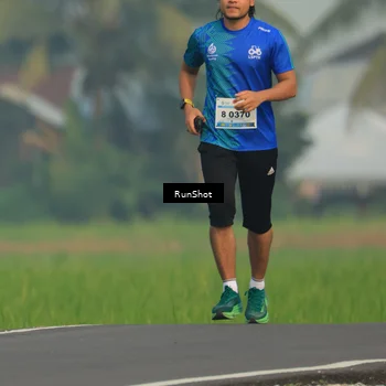 Runner Photo 5938813