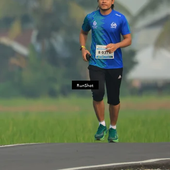 Runner Photo 5938814