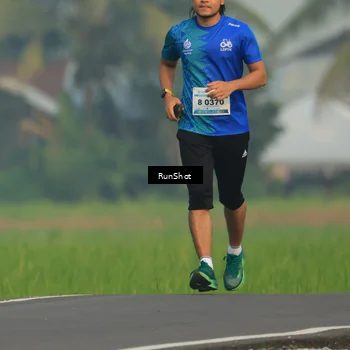 Runner Photo 5938816