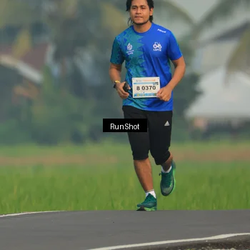 Runner Photo 5938820