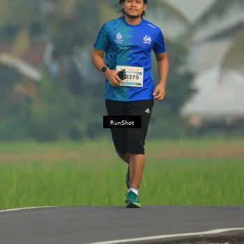 Runner Photo 5938830