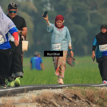 Runner Photo 5938846