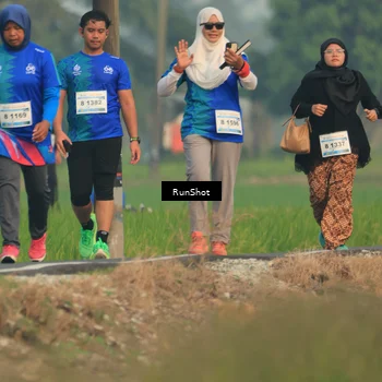 Runner Photo 5938864