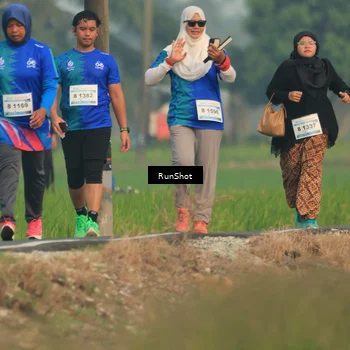 Runner Photo 5938865