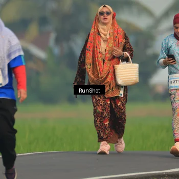 Runner Photo 5938910