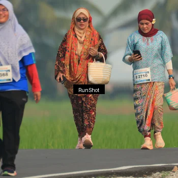 Runner Photo 5938911