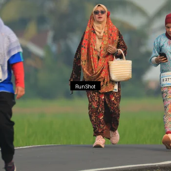 Runner Photo 5938913