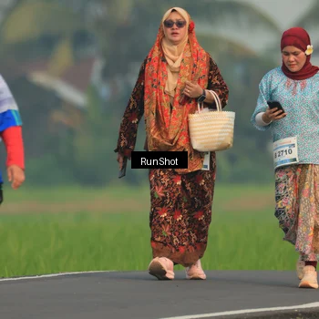 Runner Photo 5938972