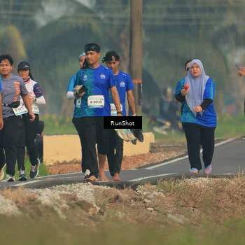 Runner Photo 5938998