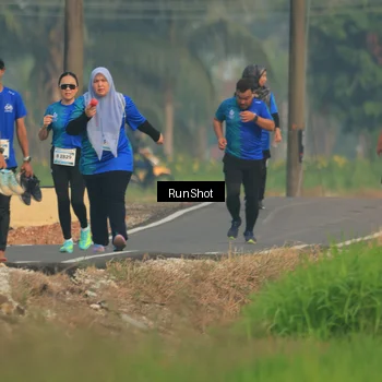 Runner Photo 5939055